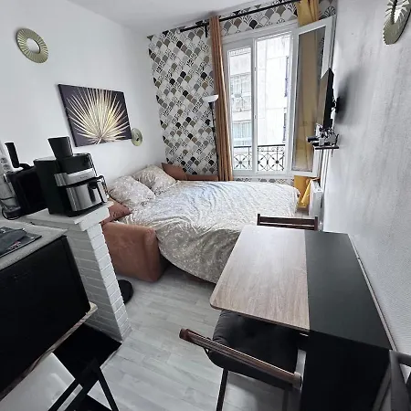 Appartement Cosy Paris 2P Vue Tour Eiffel